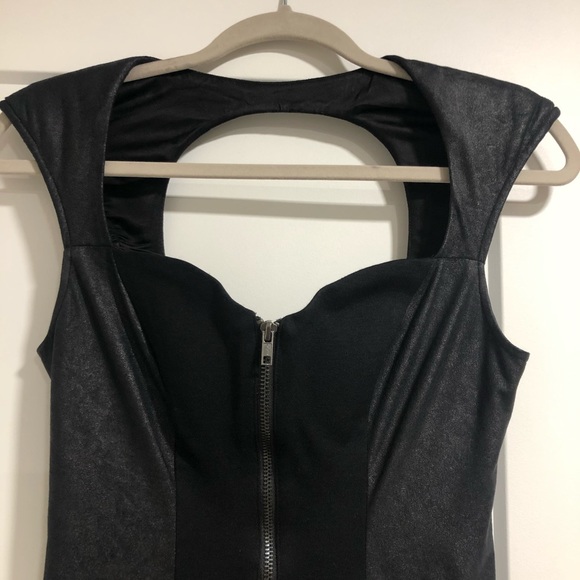 Guess black zip dress - Picture 3 of 6